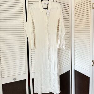 Brand: Nonchalant. Size small white button down Willow dress.